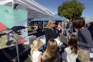 Public engagement at River market