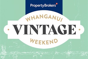 Vintage weekend tile