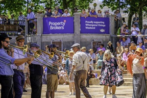 Vintage weekend, credit: Sophi Roar