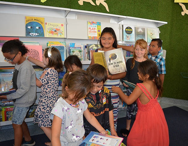 Tamariki at Hakeke Street library - for media release on website
